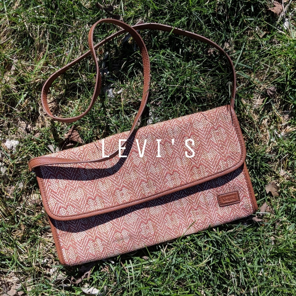 Levi's Crossbody